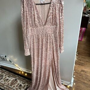 Rose Golf Sequin V-Neck Gown Black Tie
